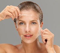 مقشرات ومنظفات البشرة